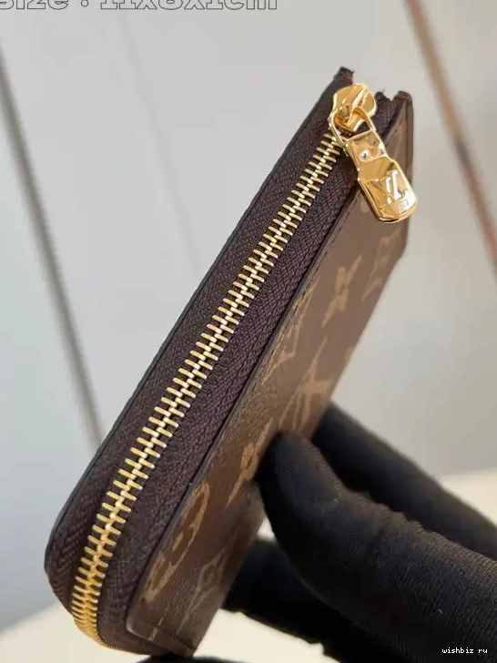 WIS Noa Compact Louis Vuitton Wallet-11*8.5*1.5CM 0704